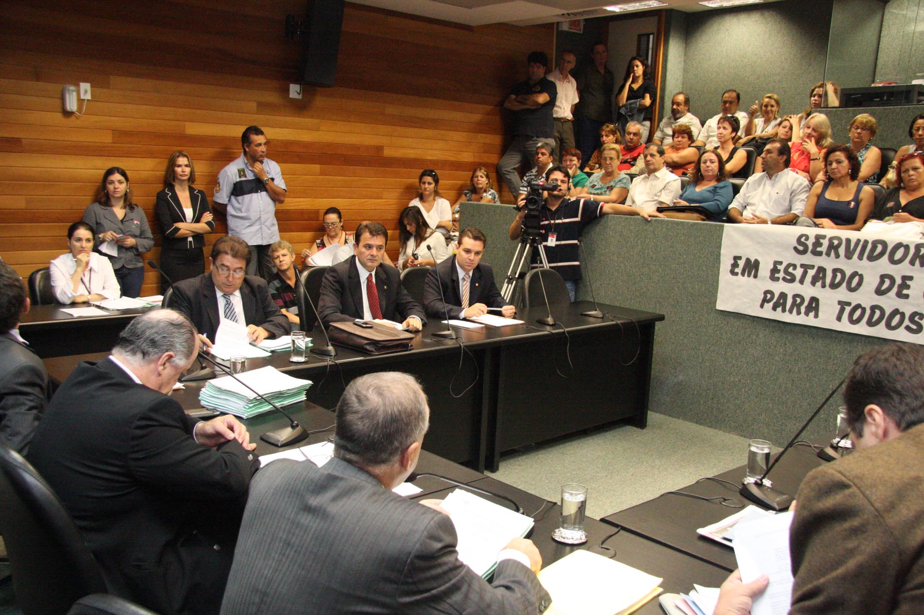 Comissão de Constituição e Justiça