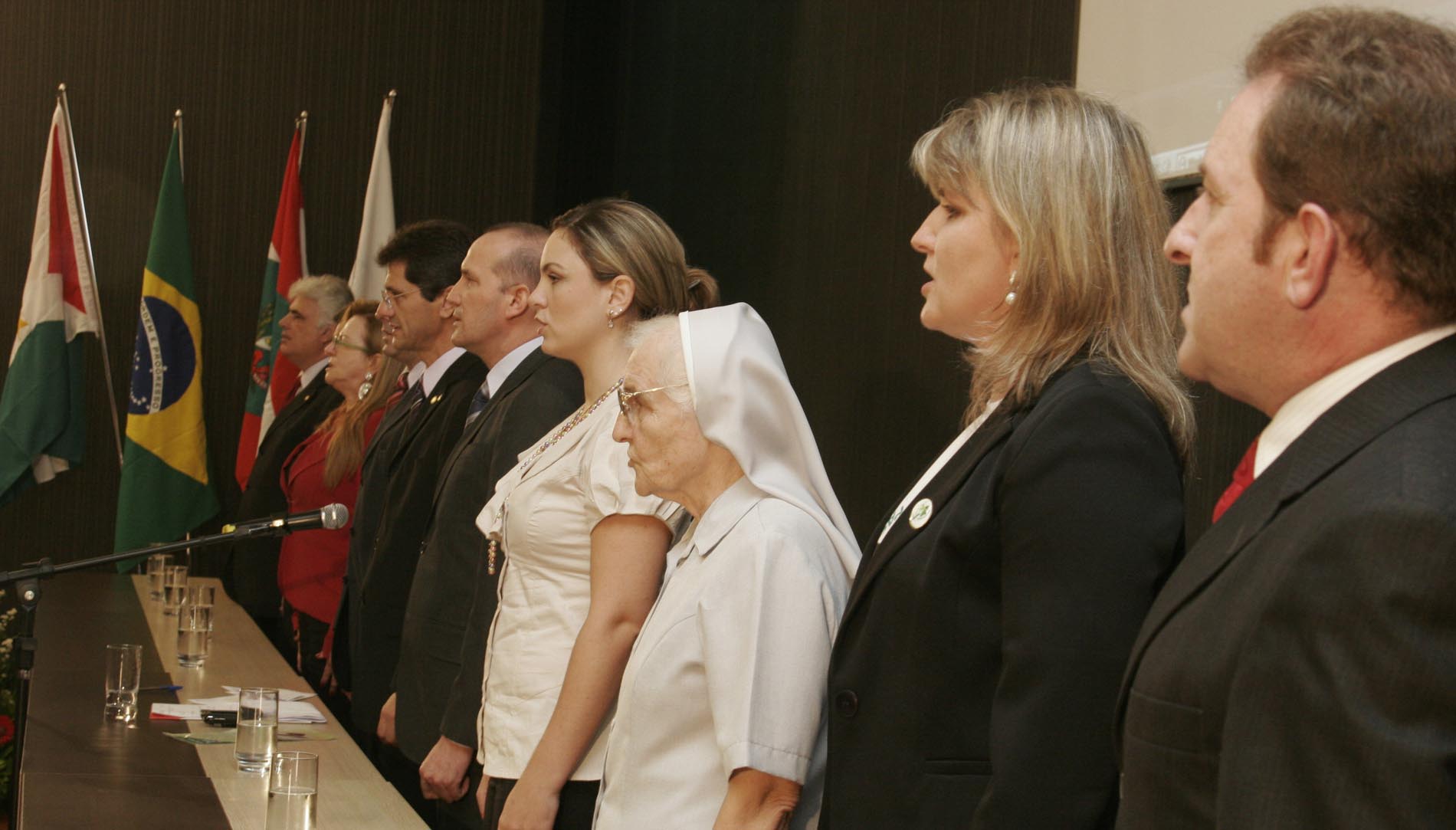 Sessão Solene em homenagem póstuma à Doutora Zilda Arns