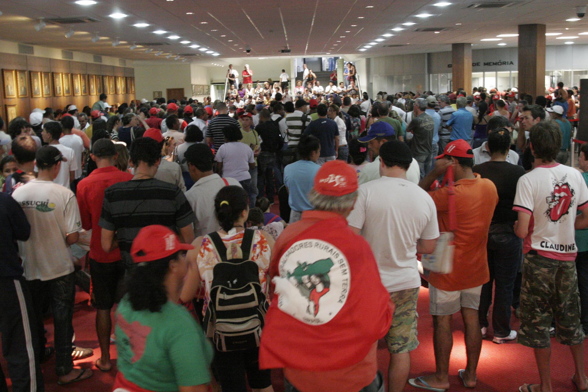 Público acompanha Sessão do Hall da Alesc
