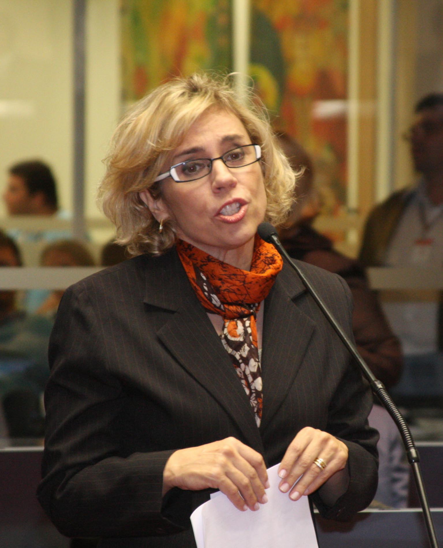 Deputada Ana Paula Lima (PT)