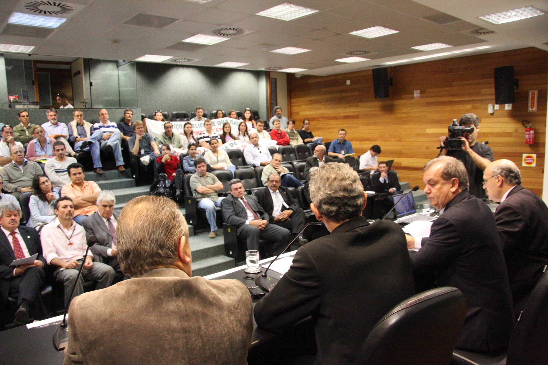 Audiência Pública sobre o Projeto de Lei Complementar nº 071/2009