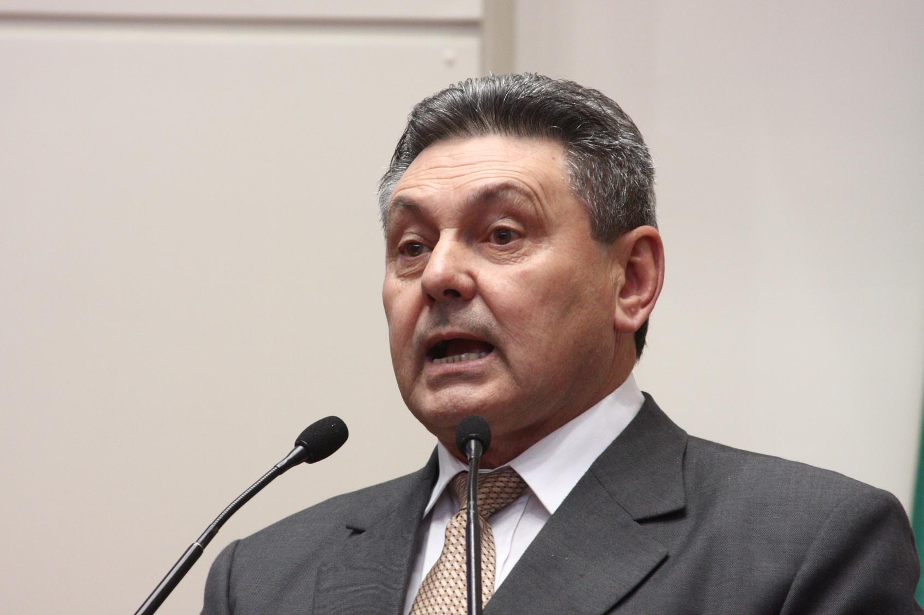 Ceron aponta agricultura e região serrana como prioridades de atuação