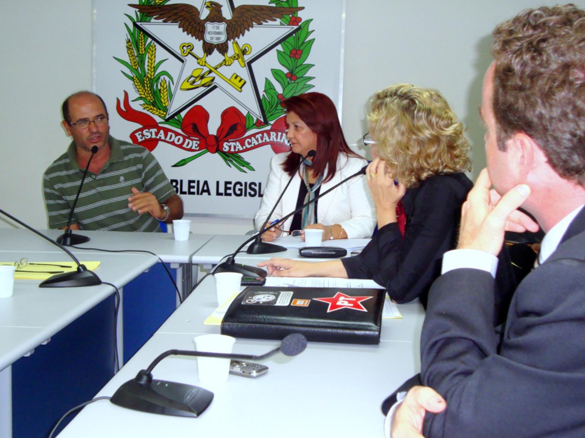 Deputada Professora Odete de Jesus (PRB)