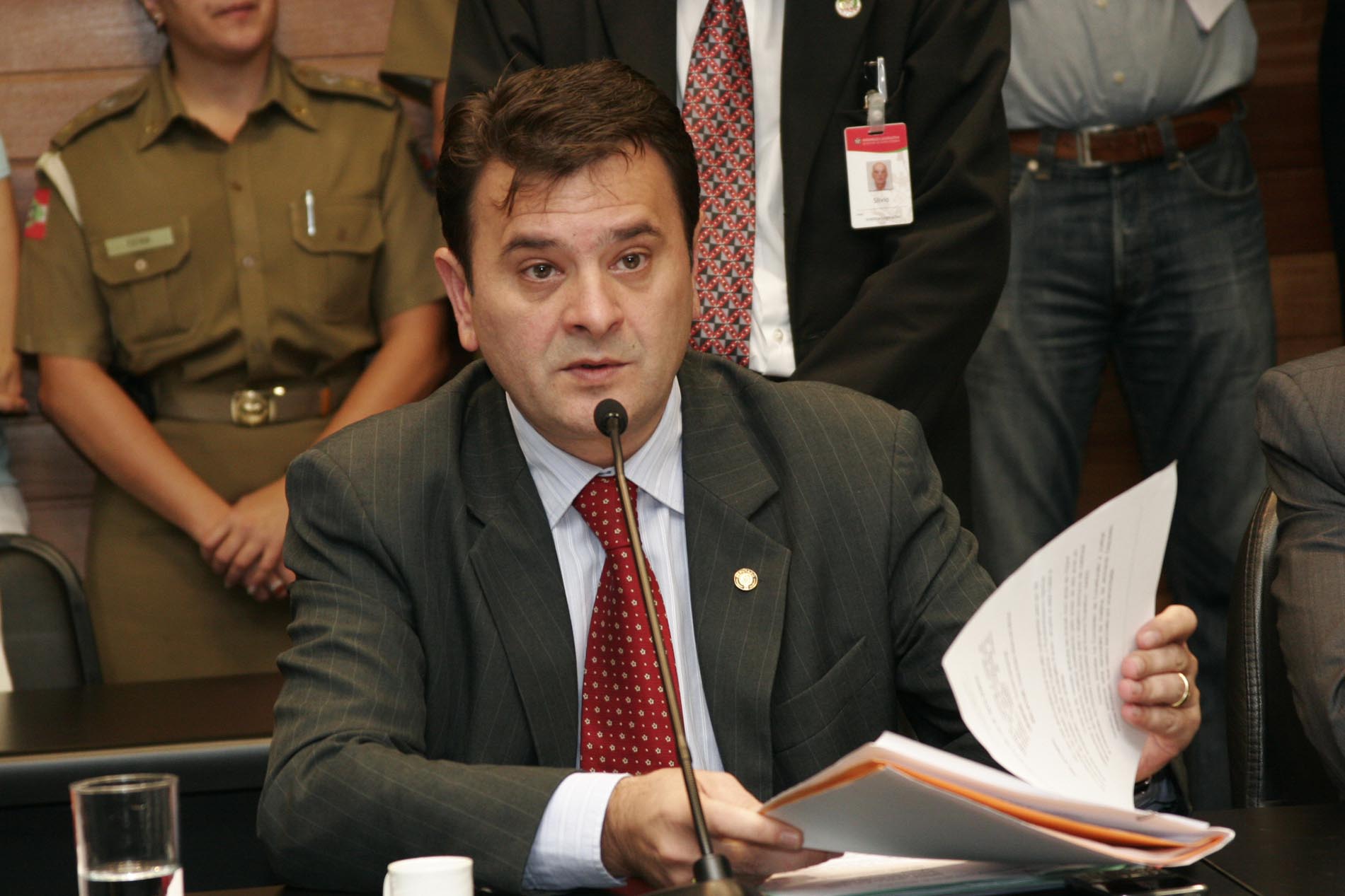 Comissão de Finanças e Tributação - Deputado Elizeu Mattos (PMDB)