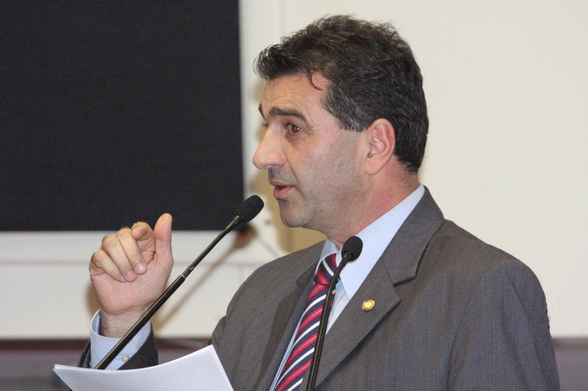 Deputado Valdir Cobalchini (PMDB)
