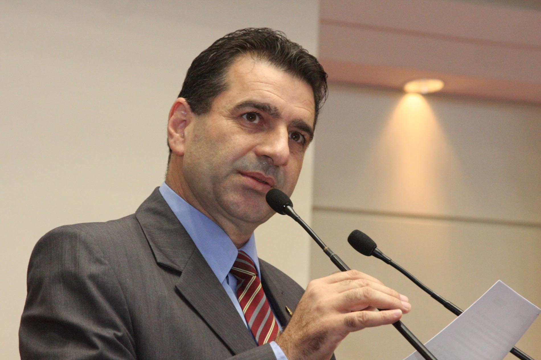 Deputado Valdir Cobalchini (PMDB)