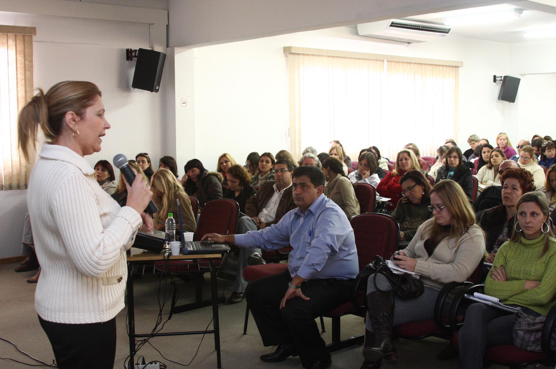 Programa de Combate ao Bullying Escolar e Educação para Cultura da Paz - Itajaí/SC - Promoção: Escola do Legislativo