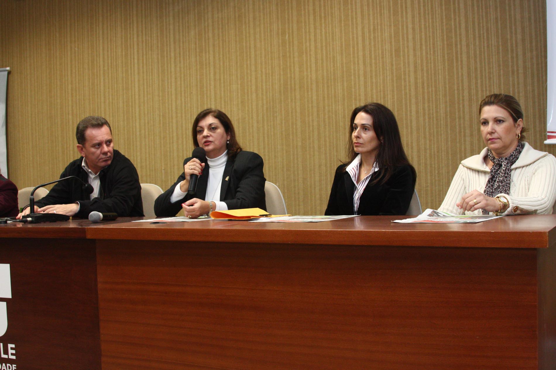 Programa de Combate ao Bullying Escolar e Educação para Cultura da Paz - Joinville/SC - Promoção: Escola do Legislativo