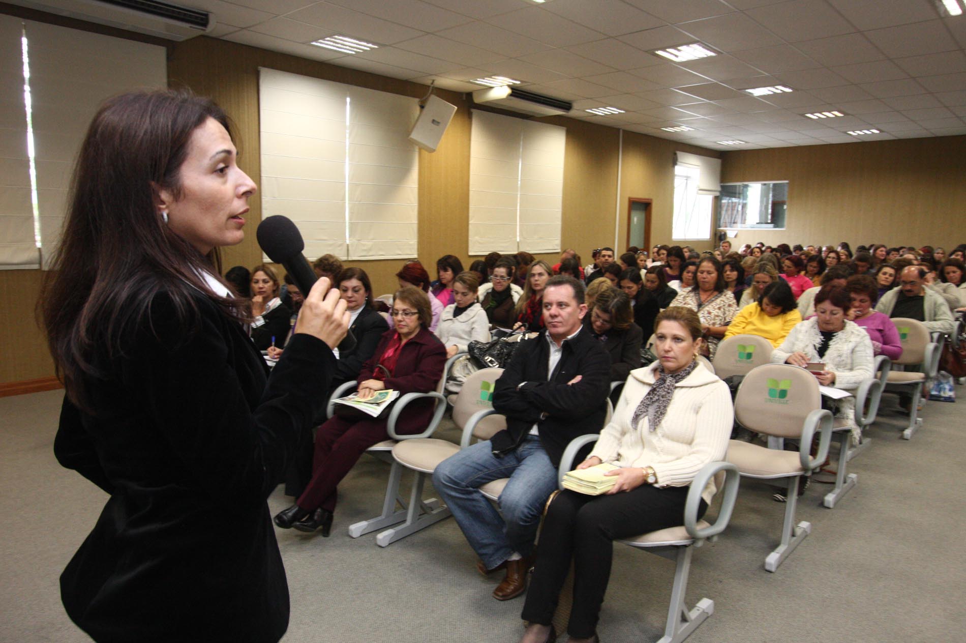 Programa de Combate ao Bullying Escolar e Educação para Cultura da Paz - Joinville/SC - Promoção: Escola do Legislativo