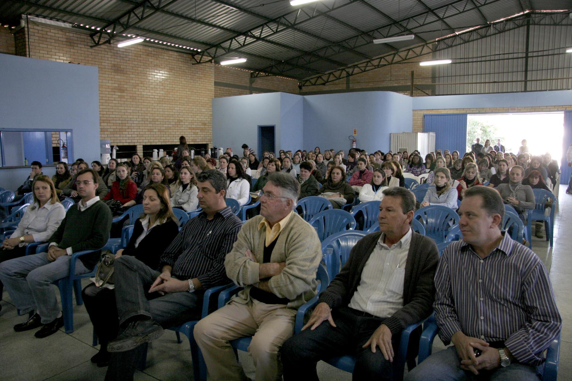 Programa de Combate ao Bullying Escolar e Educação para Cultura da Paz - Local: Centro de múltiplo uso Liberato Francisco Napoleão - Morro da Fumaça/SC - Promoção: Escola do Legislativo