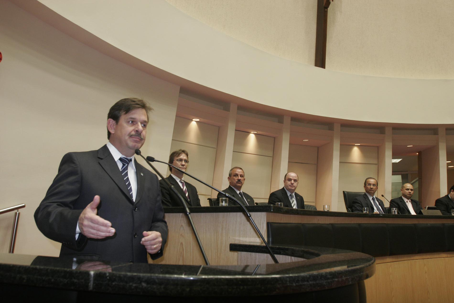 Sessão Especial em homenagem ao Sindicato do Comércio Varejista de Chapecó - SICOM pela passagem dos seus 40 anos de fundação