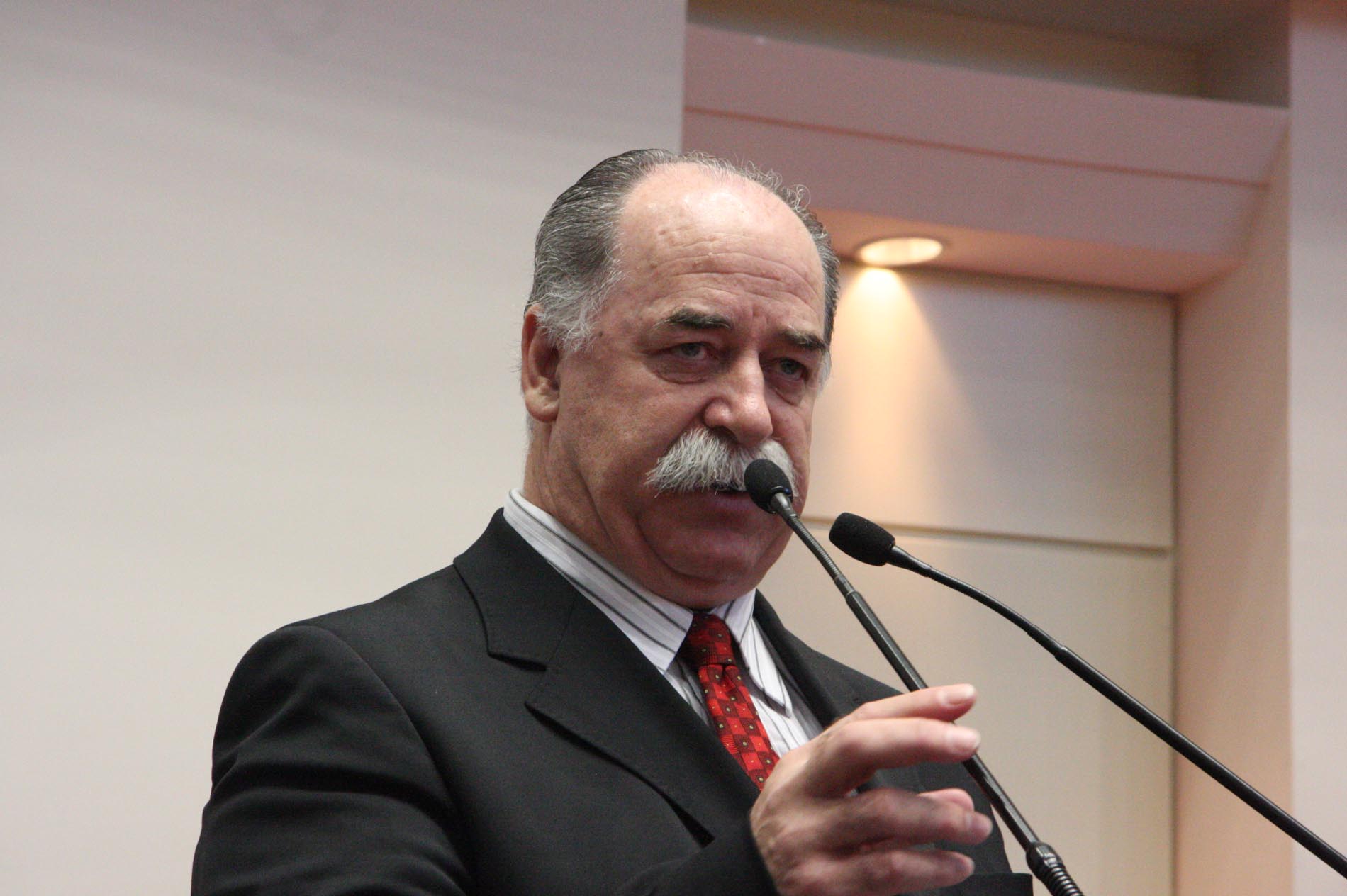 Deputado Romildo Titon (PMDB)