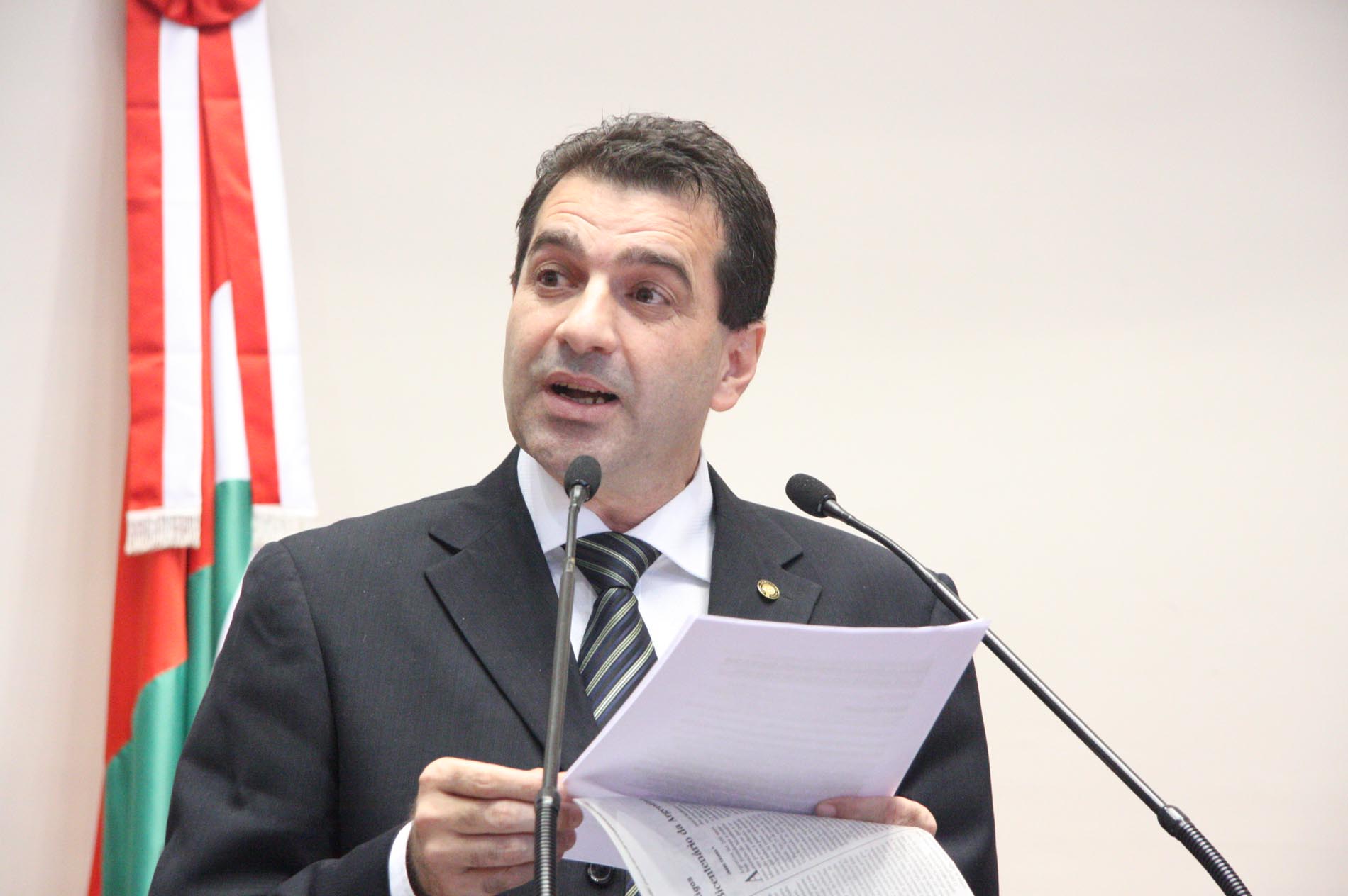 Deputado Valdir Cobalchini (PMDB)