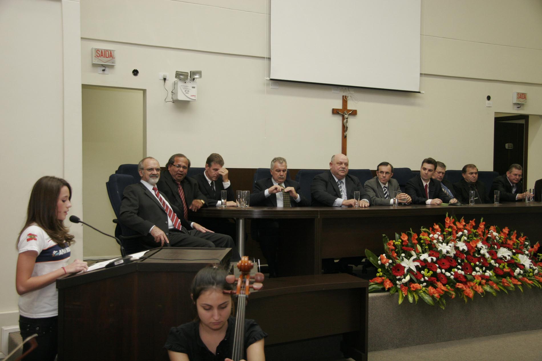 Sessão Solene em homenagem aos Atletas da Natação da Fundação Municipal de Esportes de Indaial