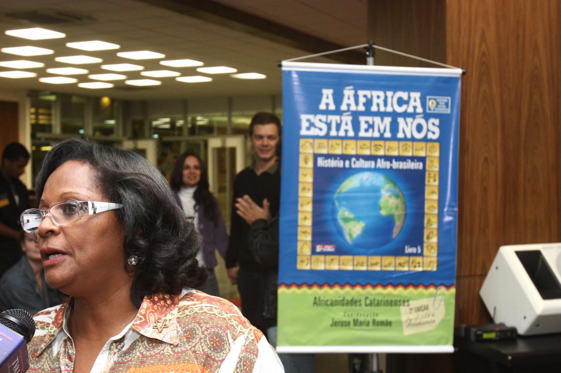 Lançamento da Publicação Didática Africanidades Catarinense