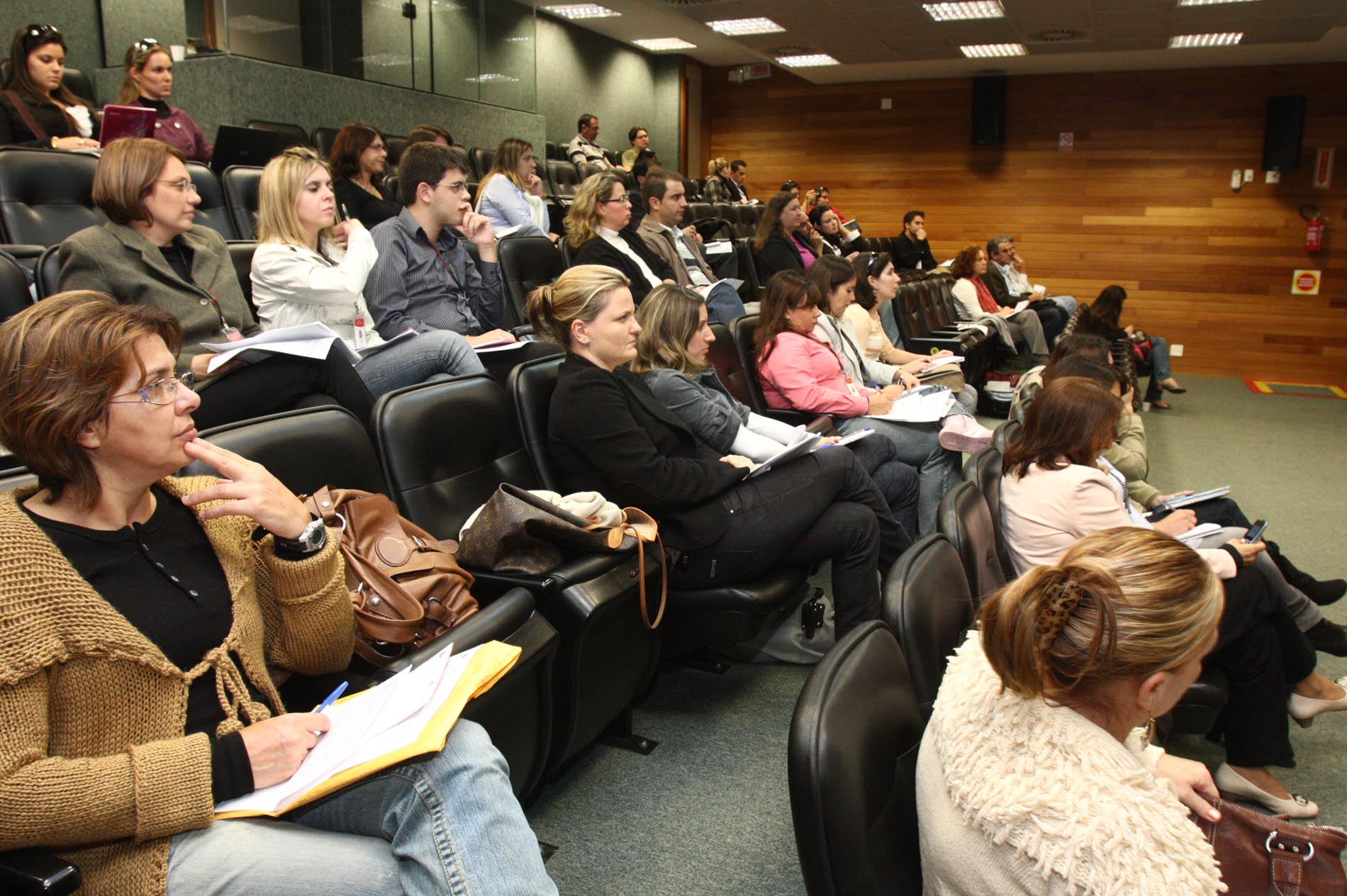 Escola do Legislativo - Palestra - André Stefani Bertuol