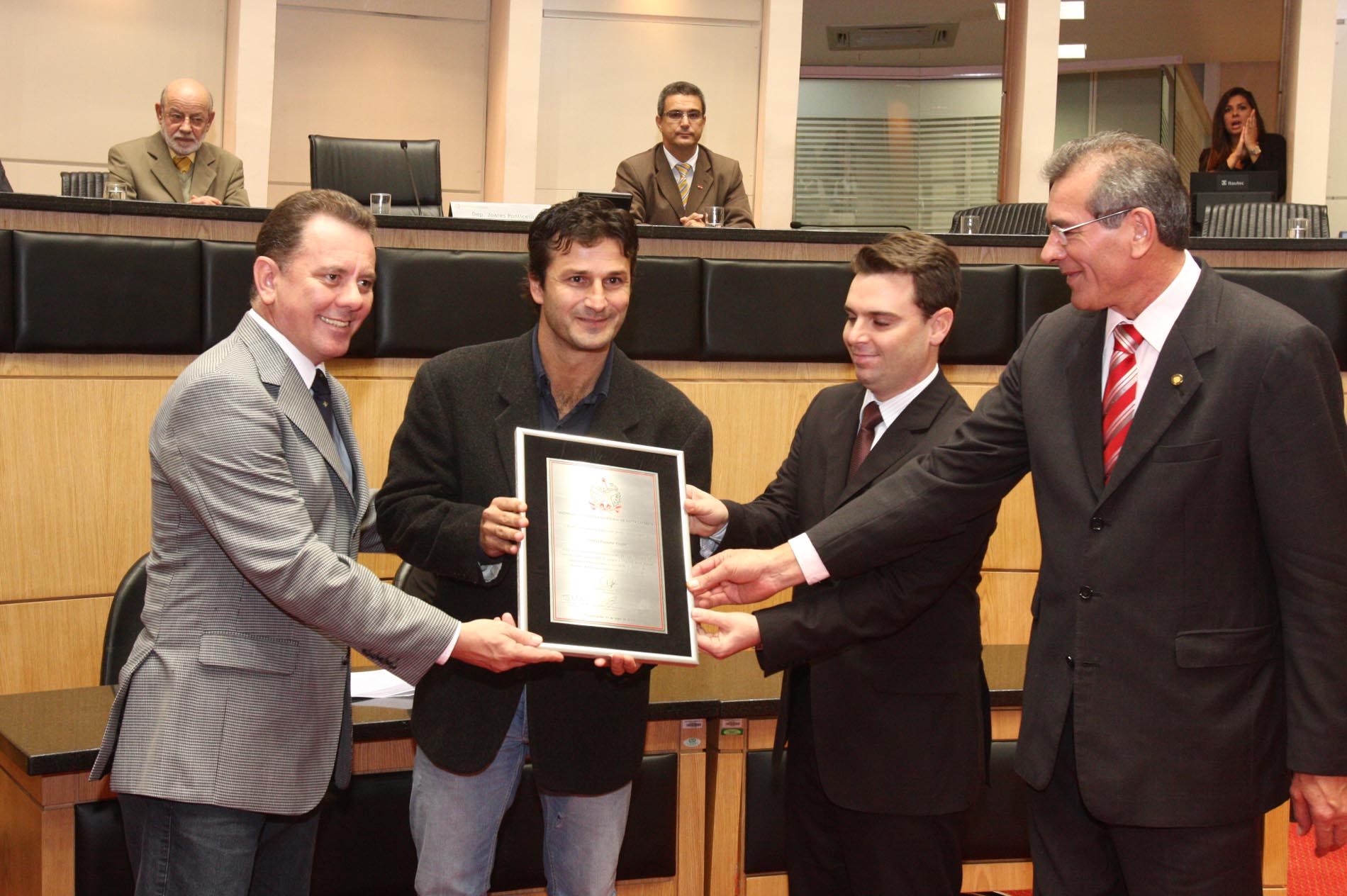 Avaí e Cimed recebem homenagem do Parlamento catarinense