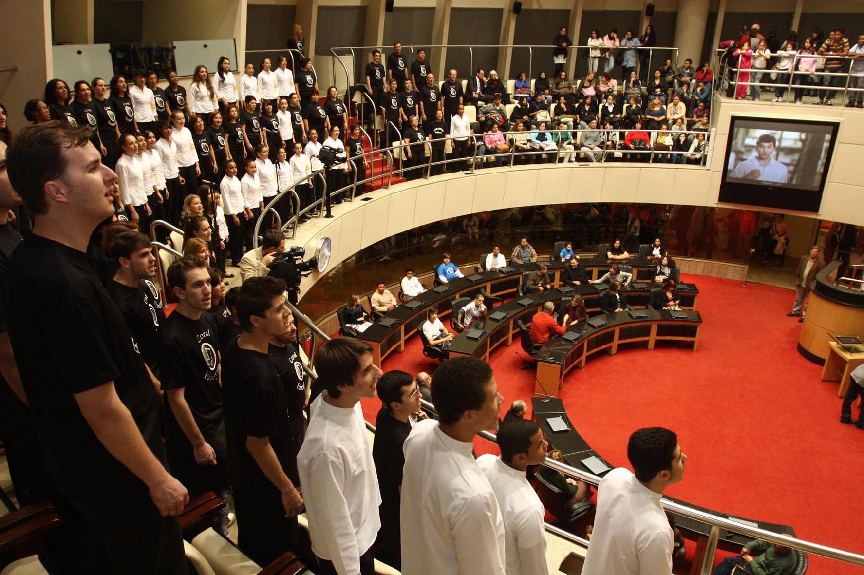 Homenagem ao Instituto Estadual de Educação