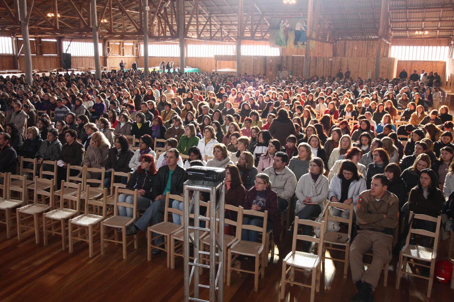 Seminários Regionais - Os desafios da educação Brasileira - Local: Campos Novos/SC