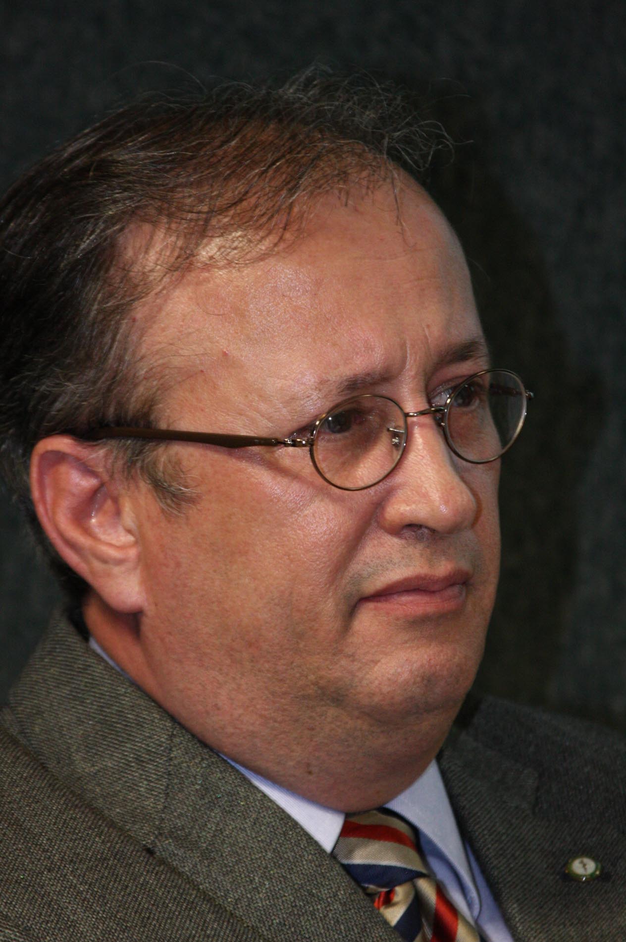Audiência Pública a fim de discutir sobre a Profissão de Médico como Carreira de Estado - Plenarinho Deputado Paulo Stuart Wright