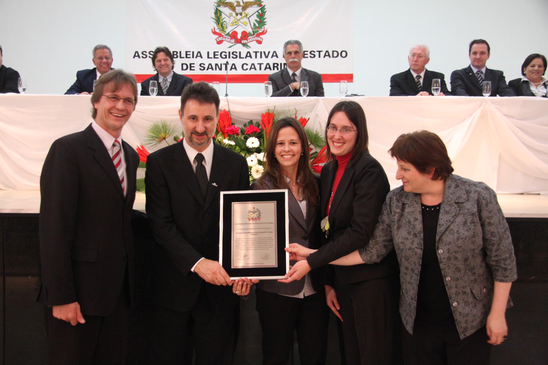 Homenagem do Parlamento à Fundeste valoriza história do ensino superior no Oeste
