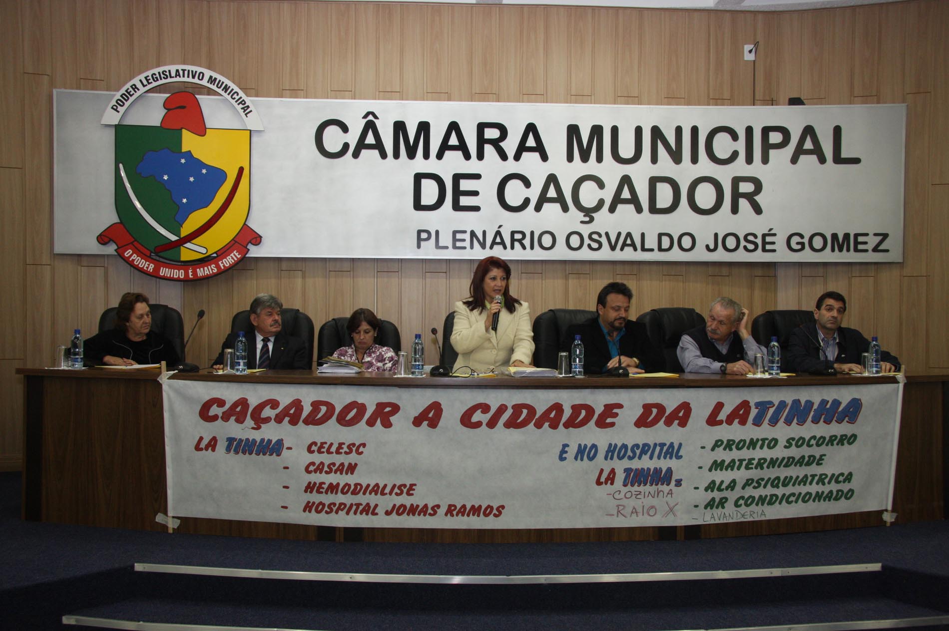 Audiência delibera encaminhamento para reabrir hospital em Caçador