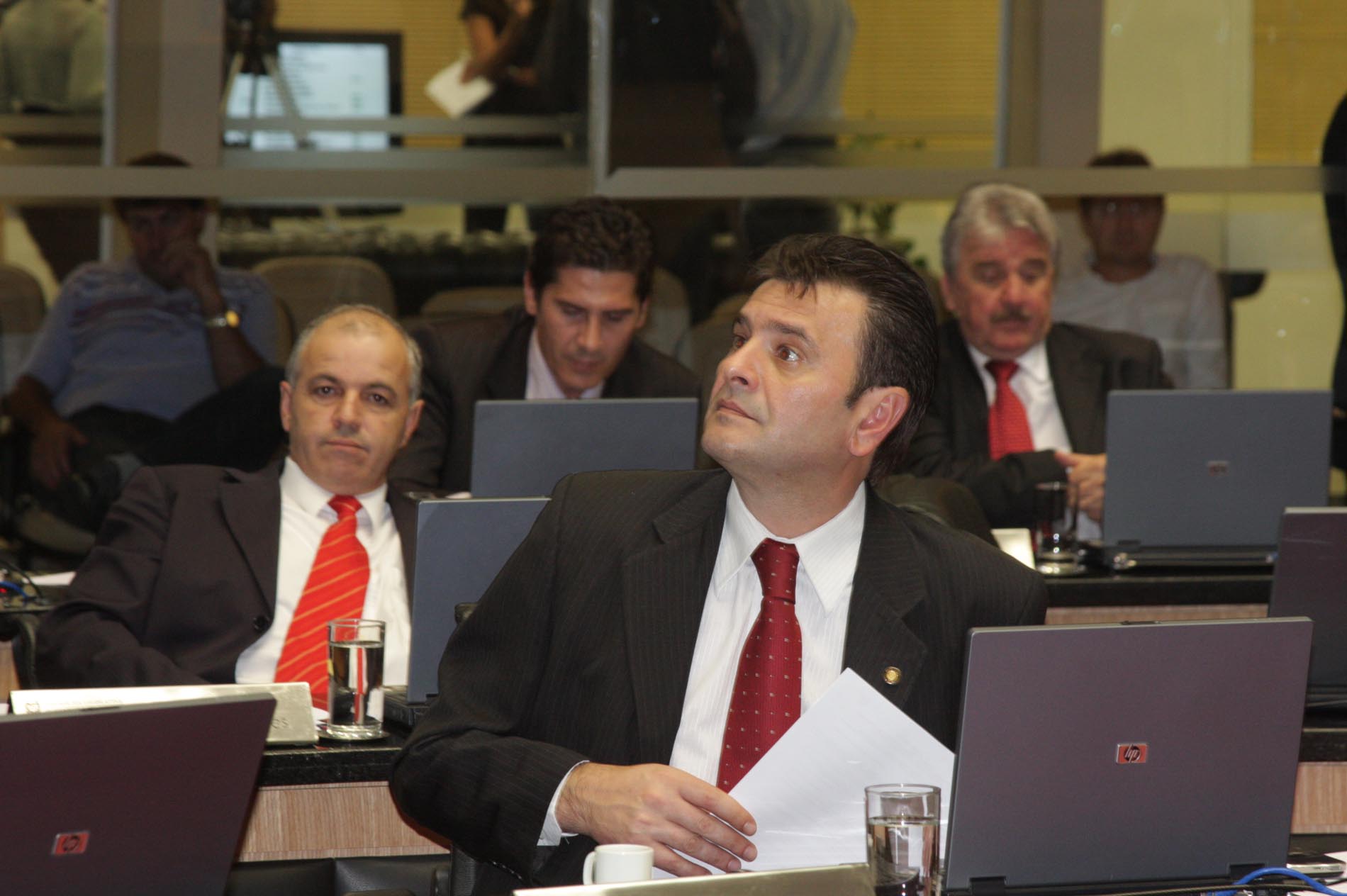 Retirado PLC que previa a municipalização da Educação Fundamental