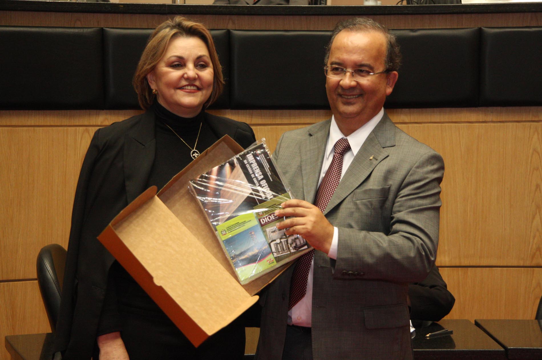 Cinquentenário do Arquivo Público do Estado é celebrado no Parlamento Catarinense