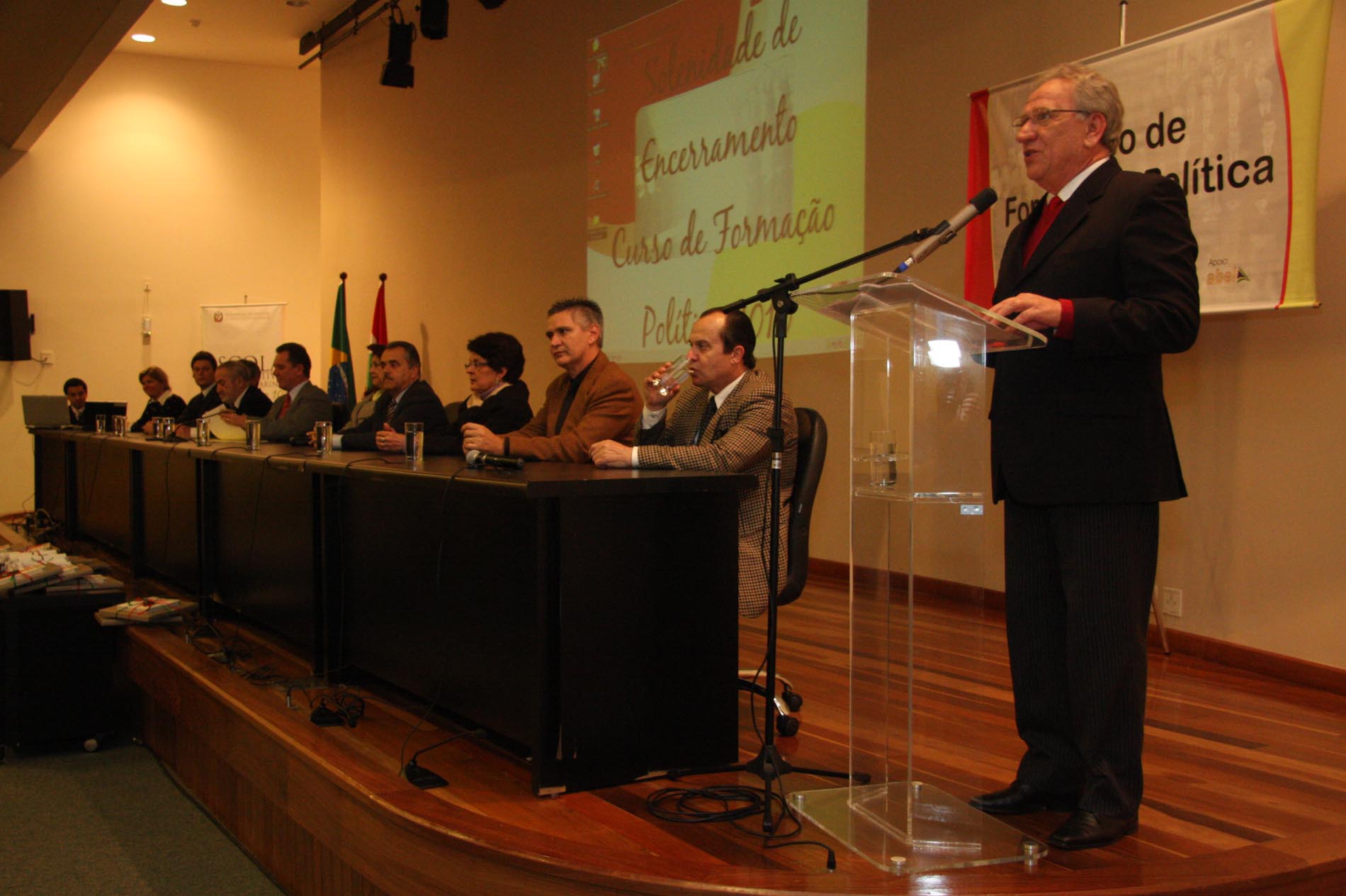 Solenidade de encerramento do Curso de Formação Política 2010/01