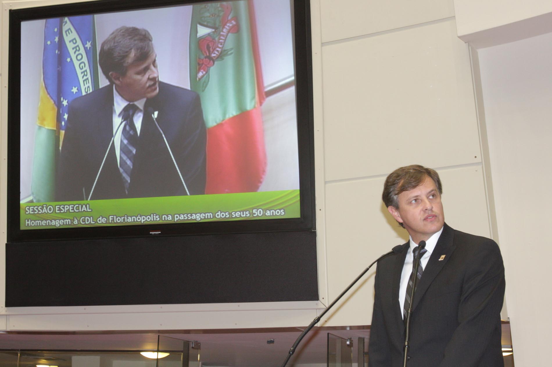 Sessão especial comemora cinquentenário da CDL Florianópolis