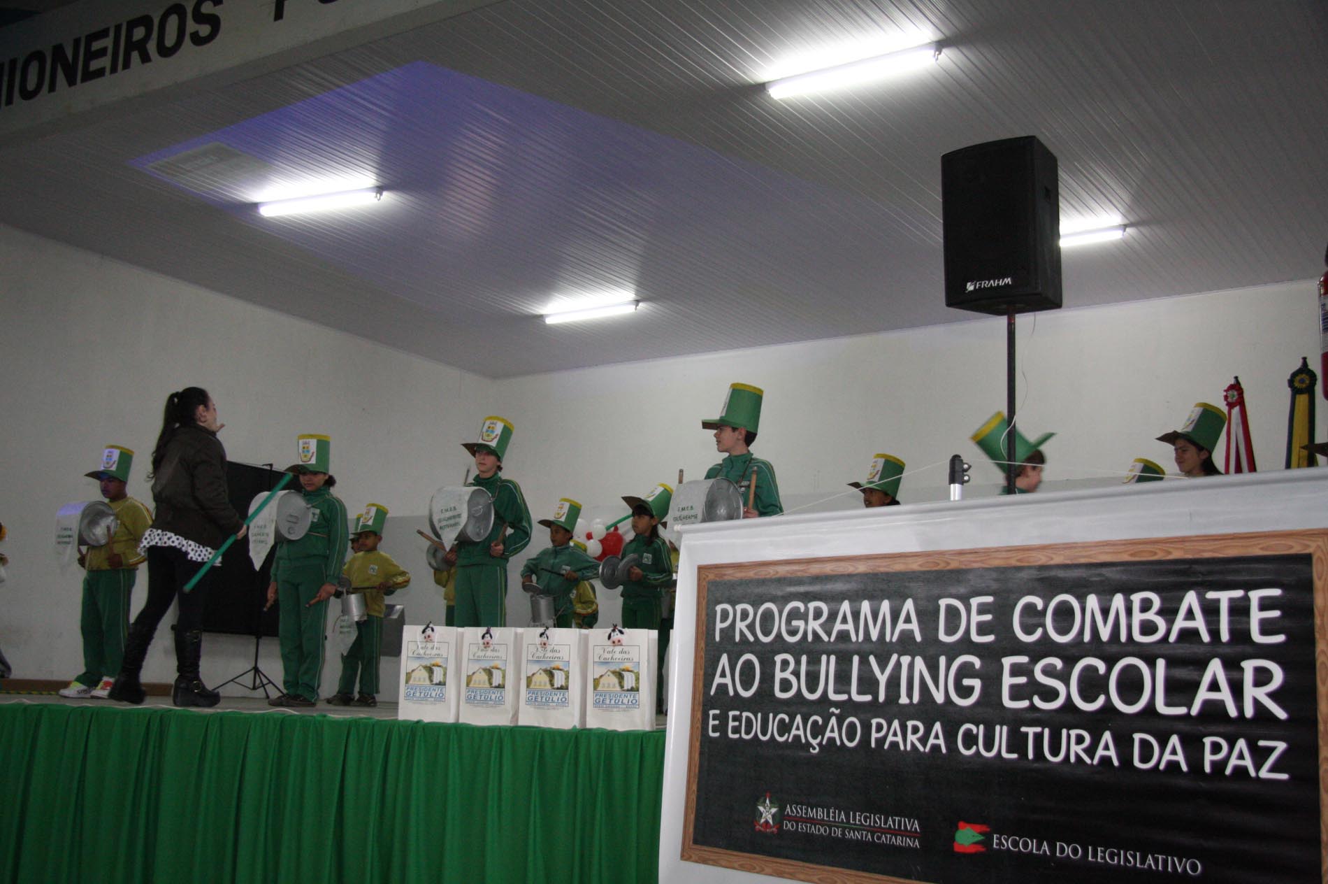 Escola do Legislativo – Combate ao Bullying Escola
