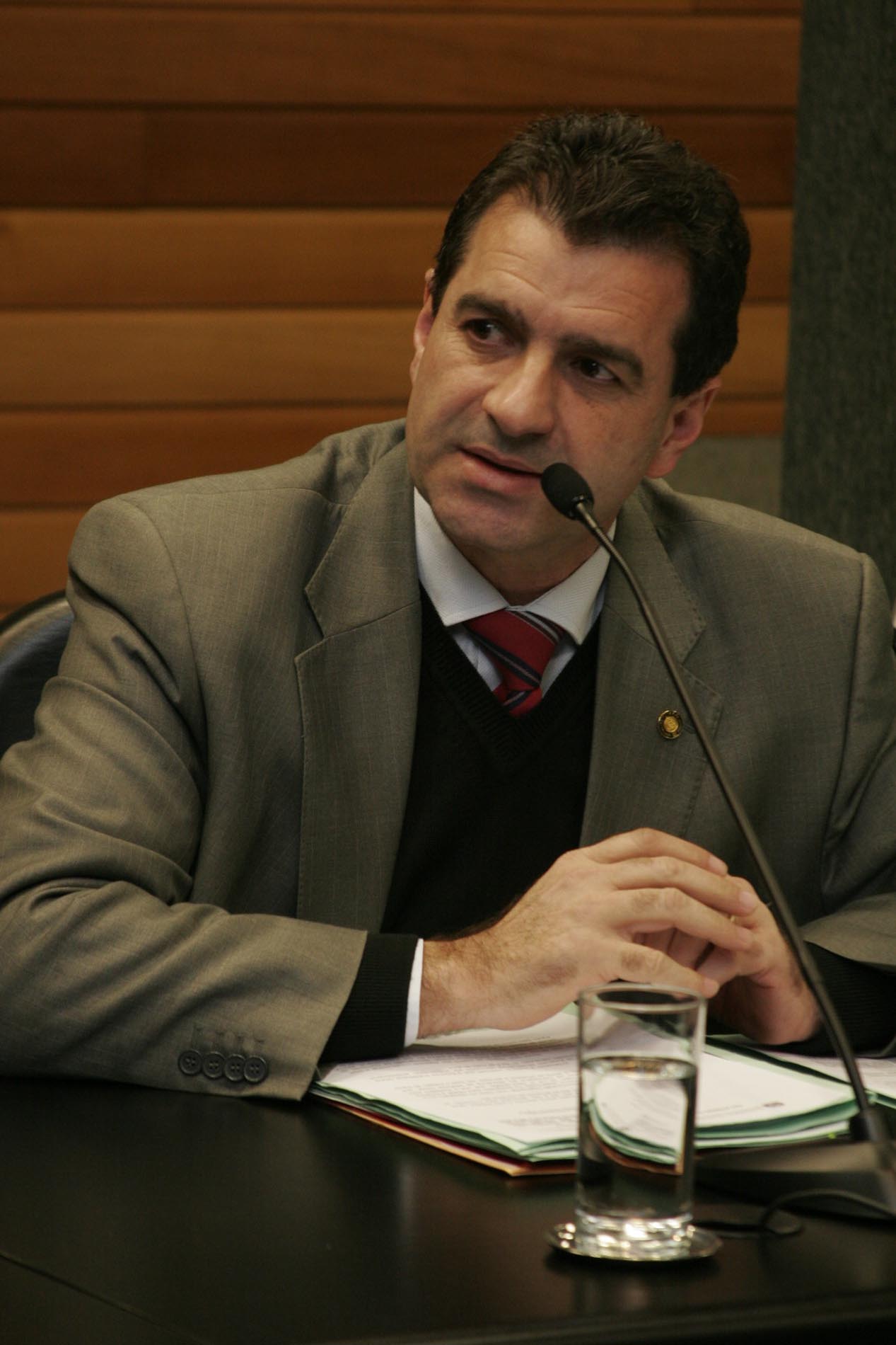 Deputado Valdir Cobalchini (PMDB)
