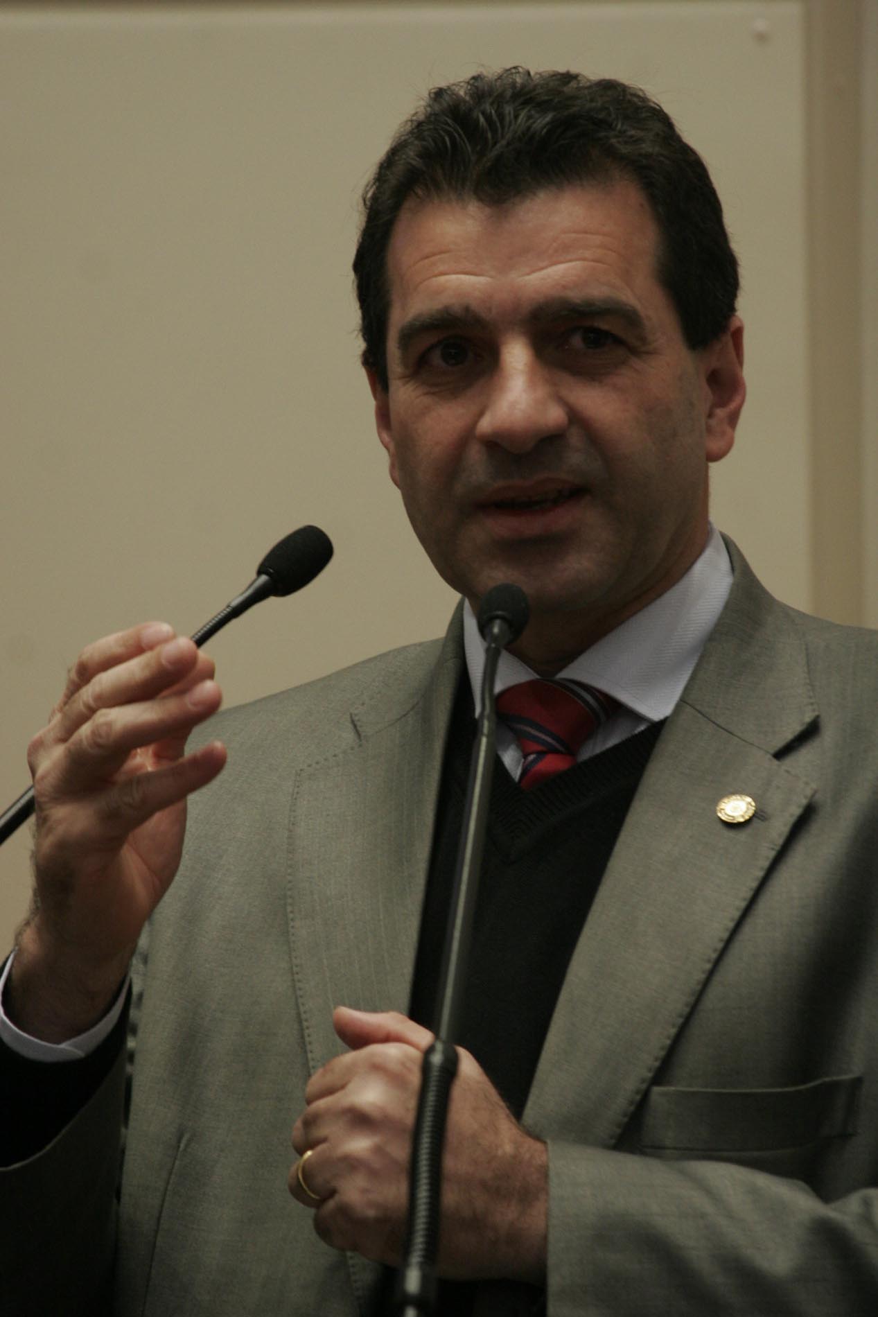 Deputado Valdir Cobalchini (PMDB) – Manhã