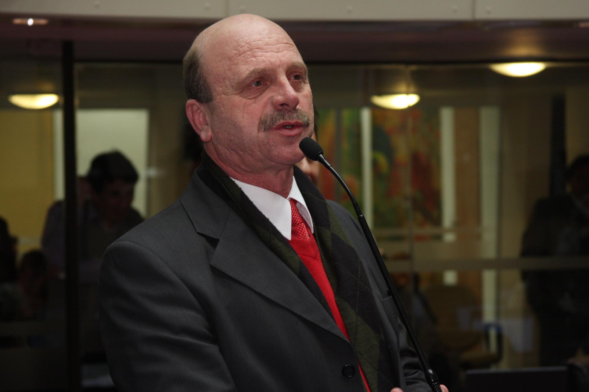 Deputado Ronaldo Benedet (PMDB) – Tarde