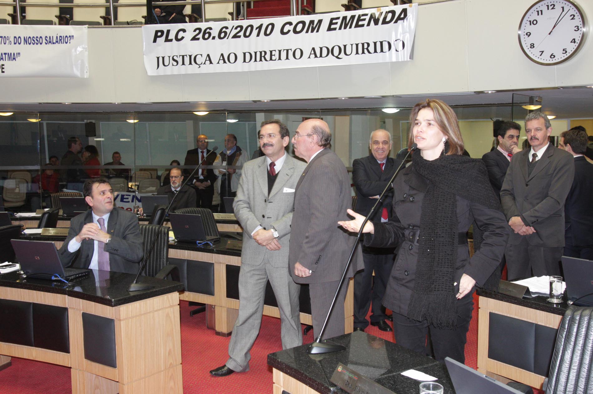 Deputada Angela Albino (PCdoB) – Tarde