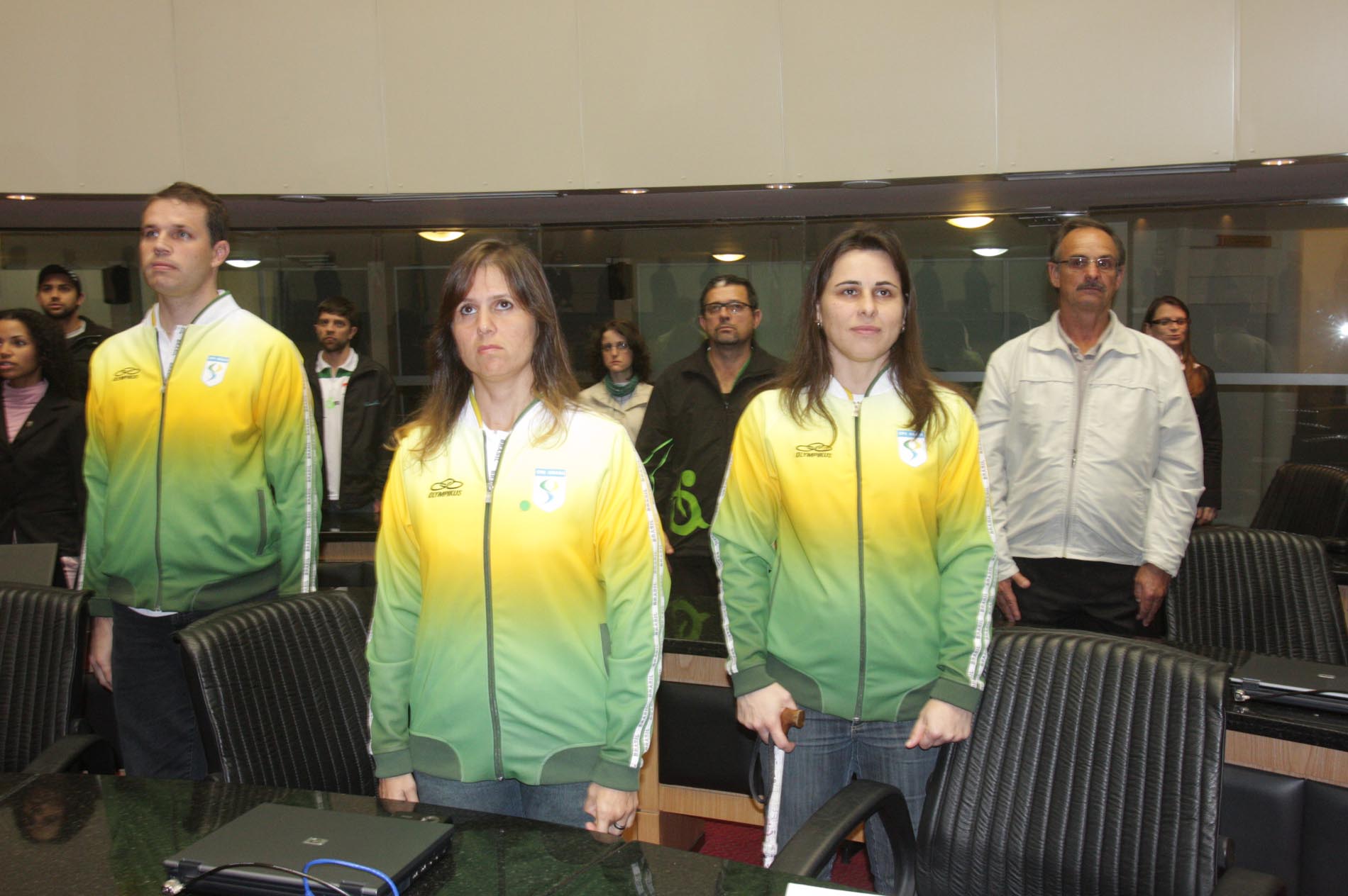 Sessão Especial em homenagem aos Para-atletas e ao Paradesporto no Plenário Deputado Osni Régis.