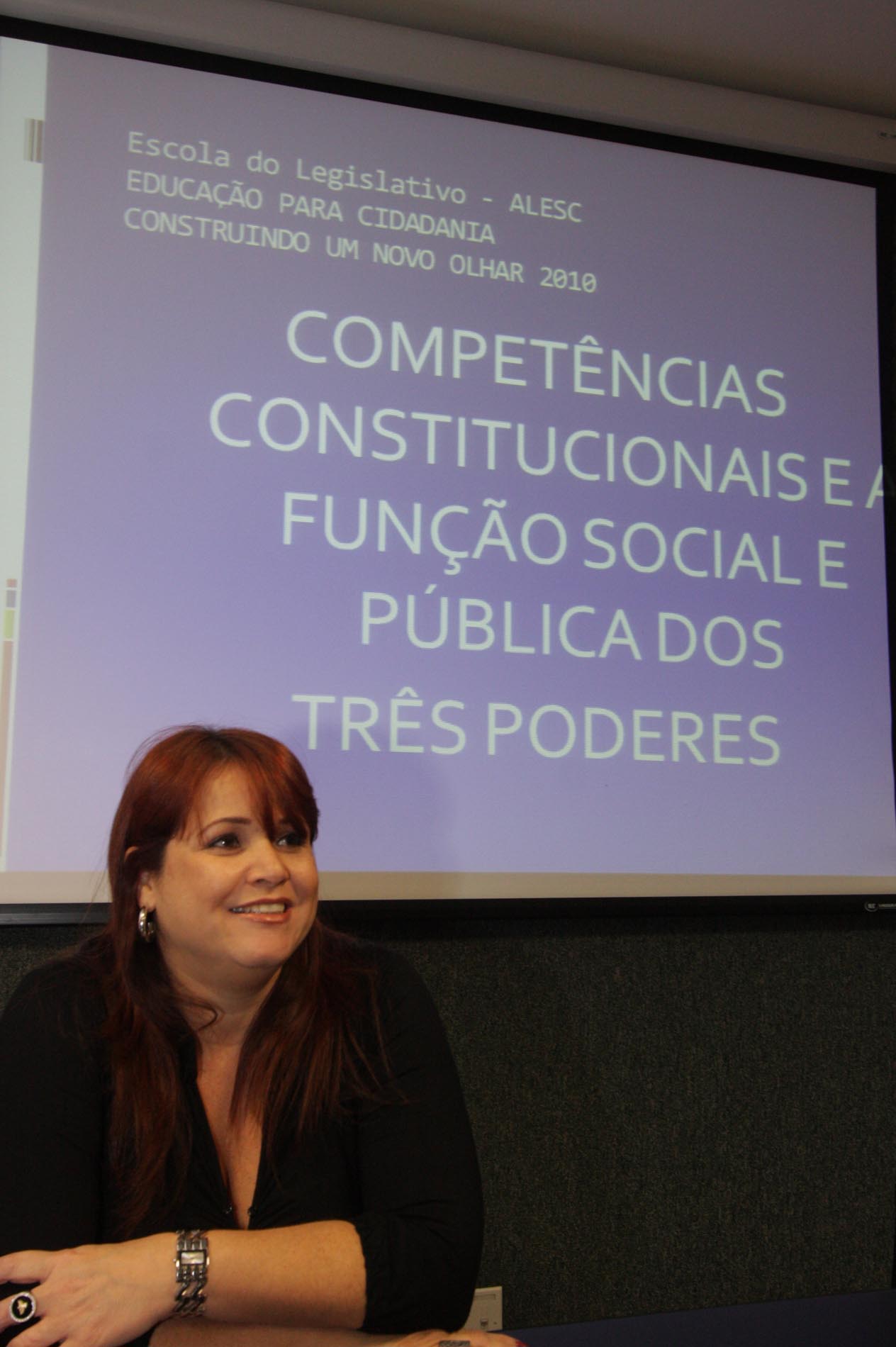 Programa de Educação e Cidadania - Juliana Carla de Freitas Valle