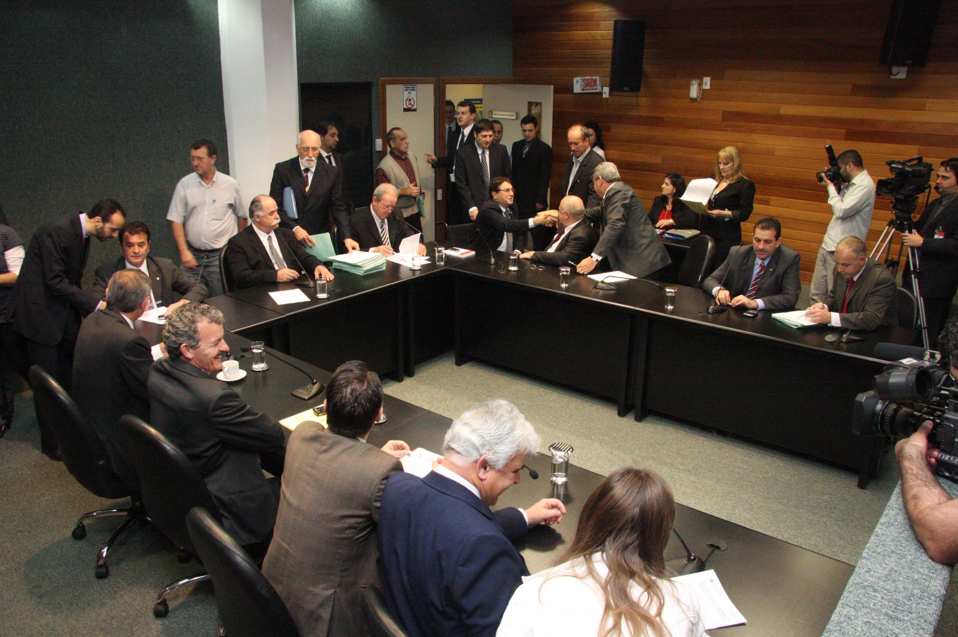 Comissão de Finanças e Comissão de Justiça