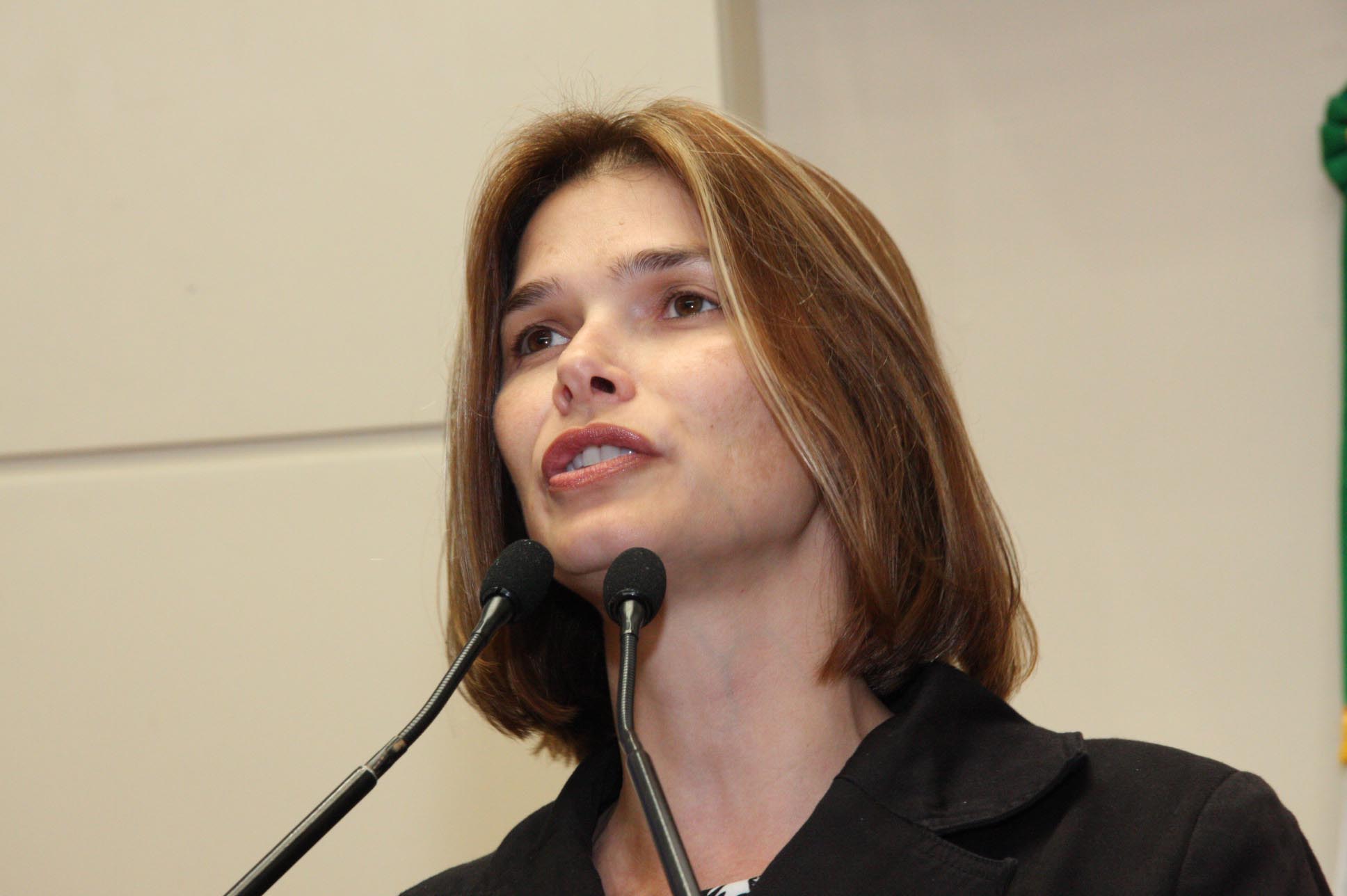 Deputada Angela Albino – Tarde