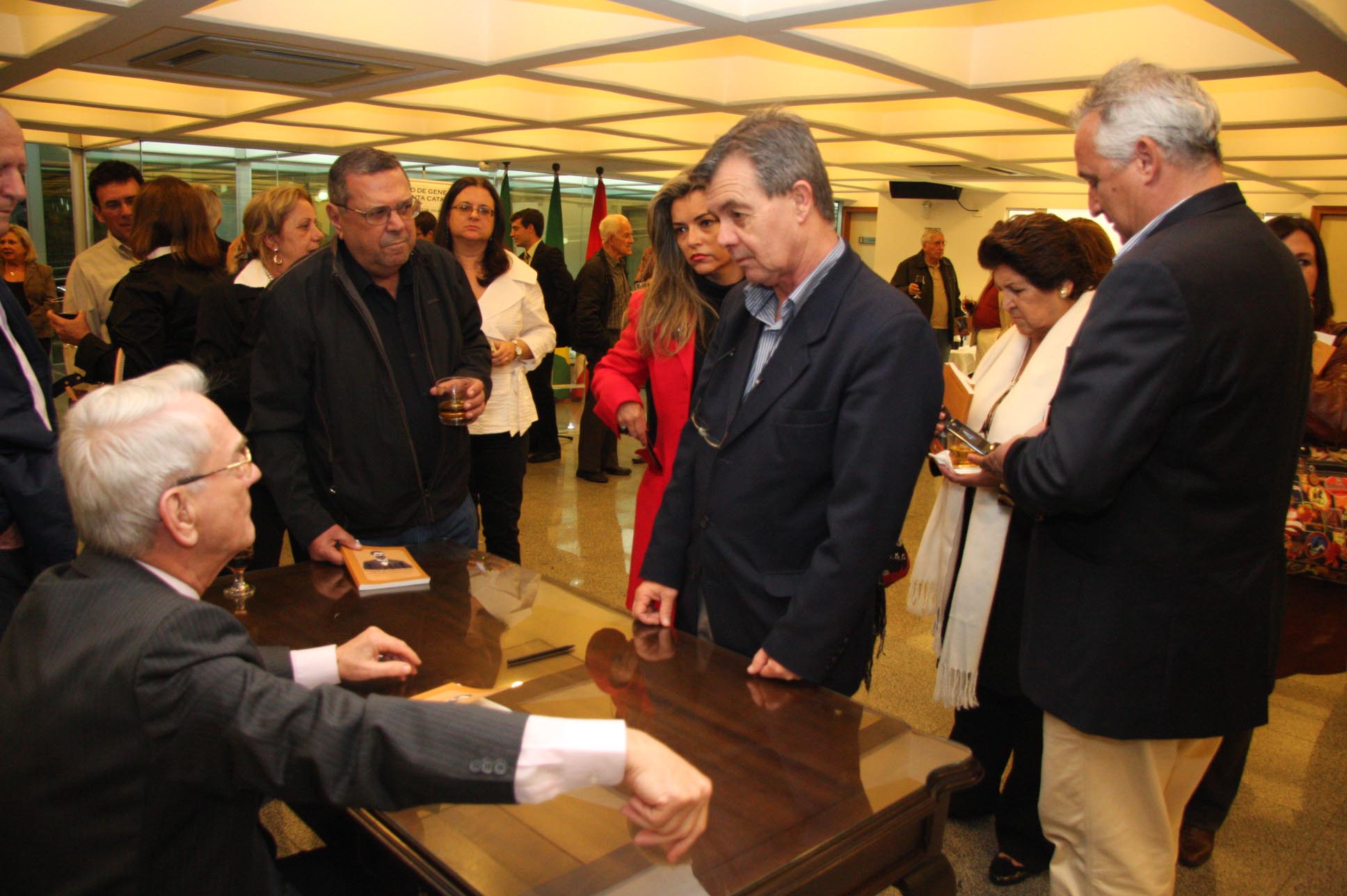 Lançamento do livro “O legado de Antônio Maria: de Portugal a Santa Catarina”
