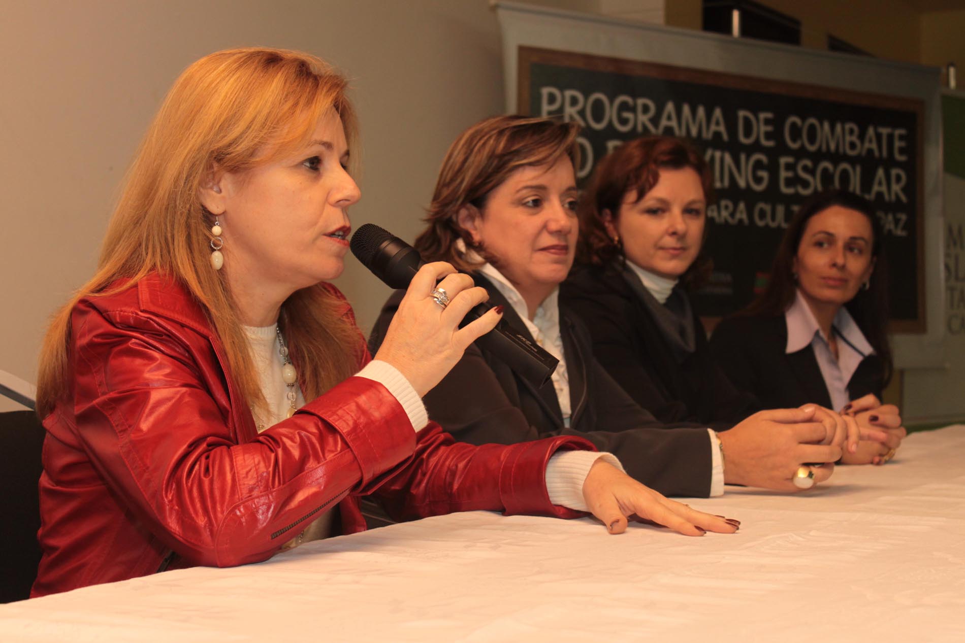 Escola do Legislativo - Programa de Enfrentamento ao Bullying Escolar e Educação para a Cultura da Paz - Local:  Blumenau
