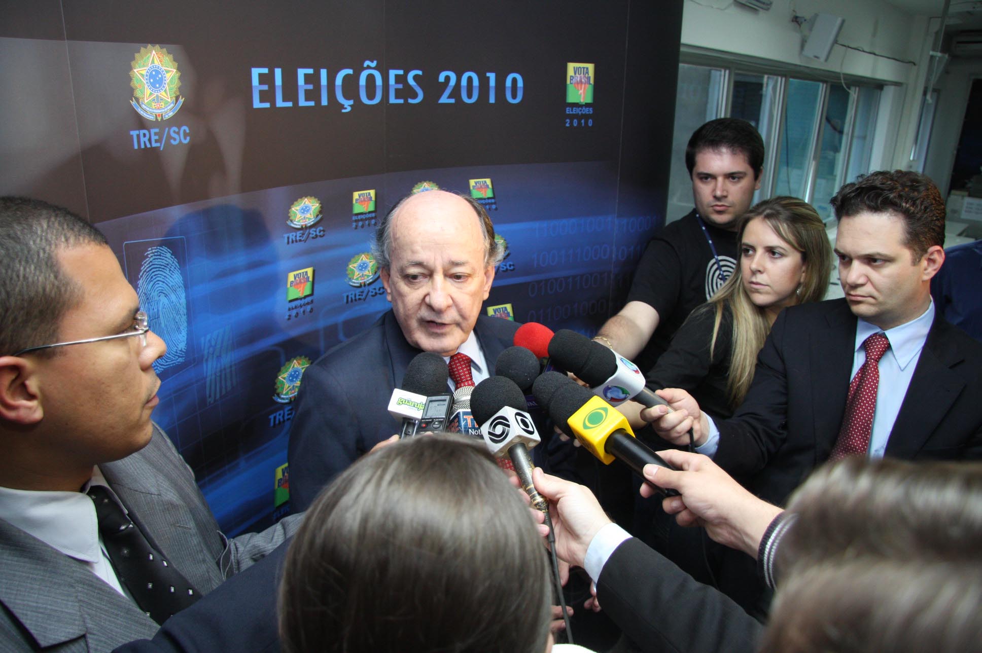 Coletiva do Presidente do TRE – Desenbargador Newt