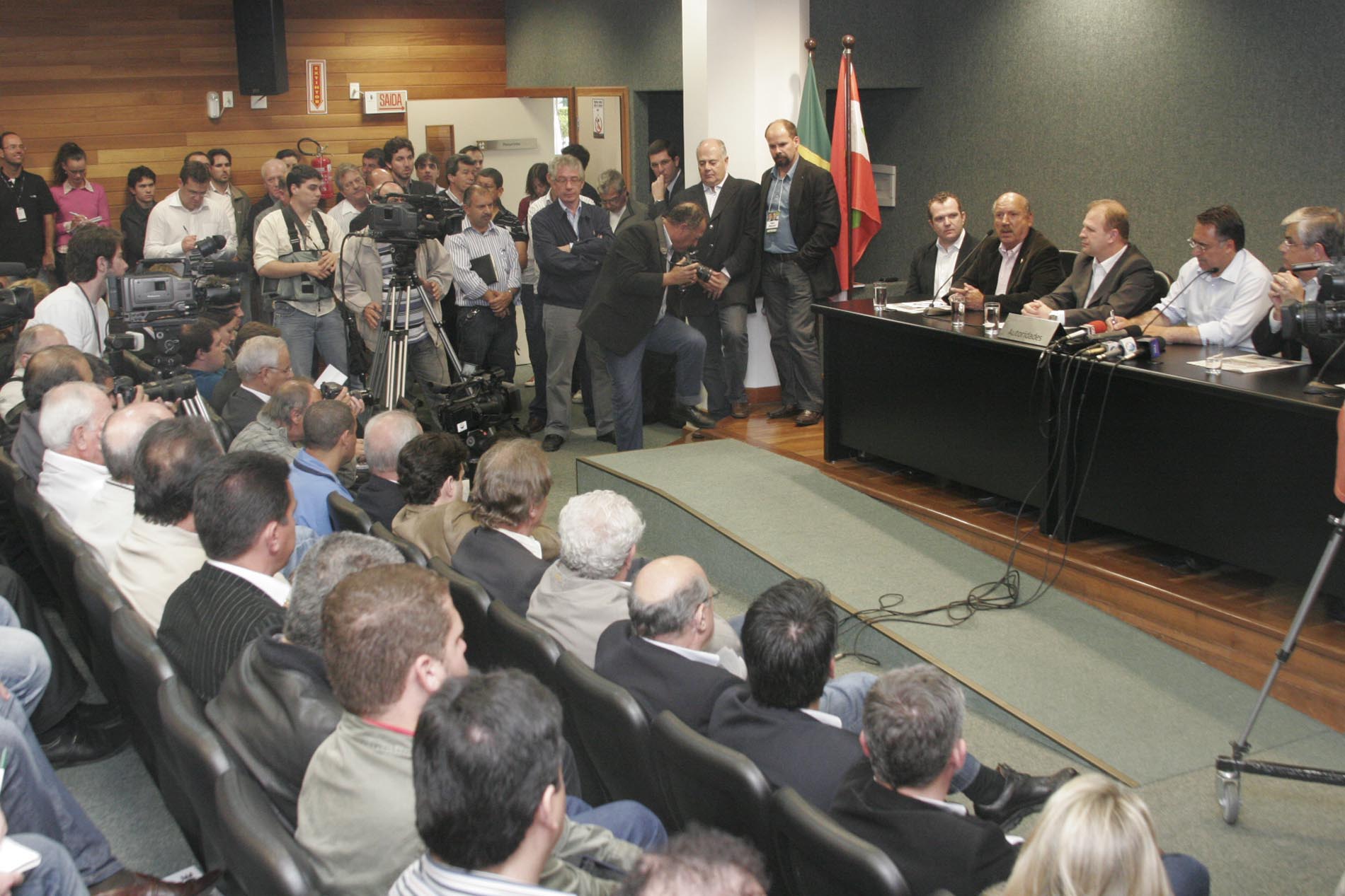 Coletiva de Imprensa com o candidato eleito para o governo do Estado
