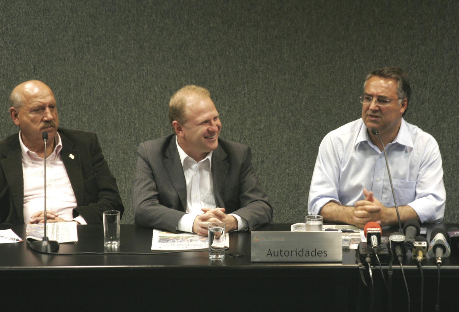 Coletiva de Imprensa com o candidato eleito para o governo do Estado