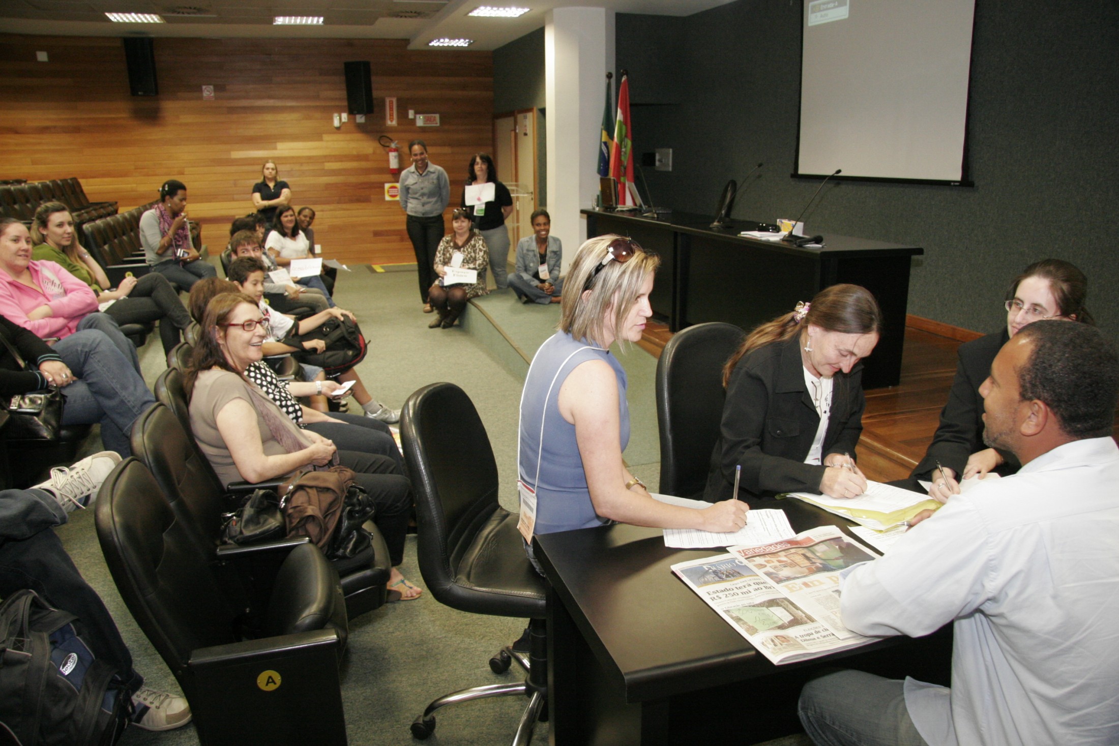 Projeto Construindo um Novo Olhar - Promoção: Escola do Legislativo