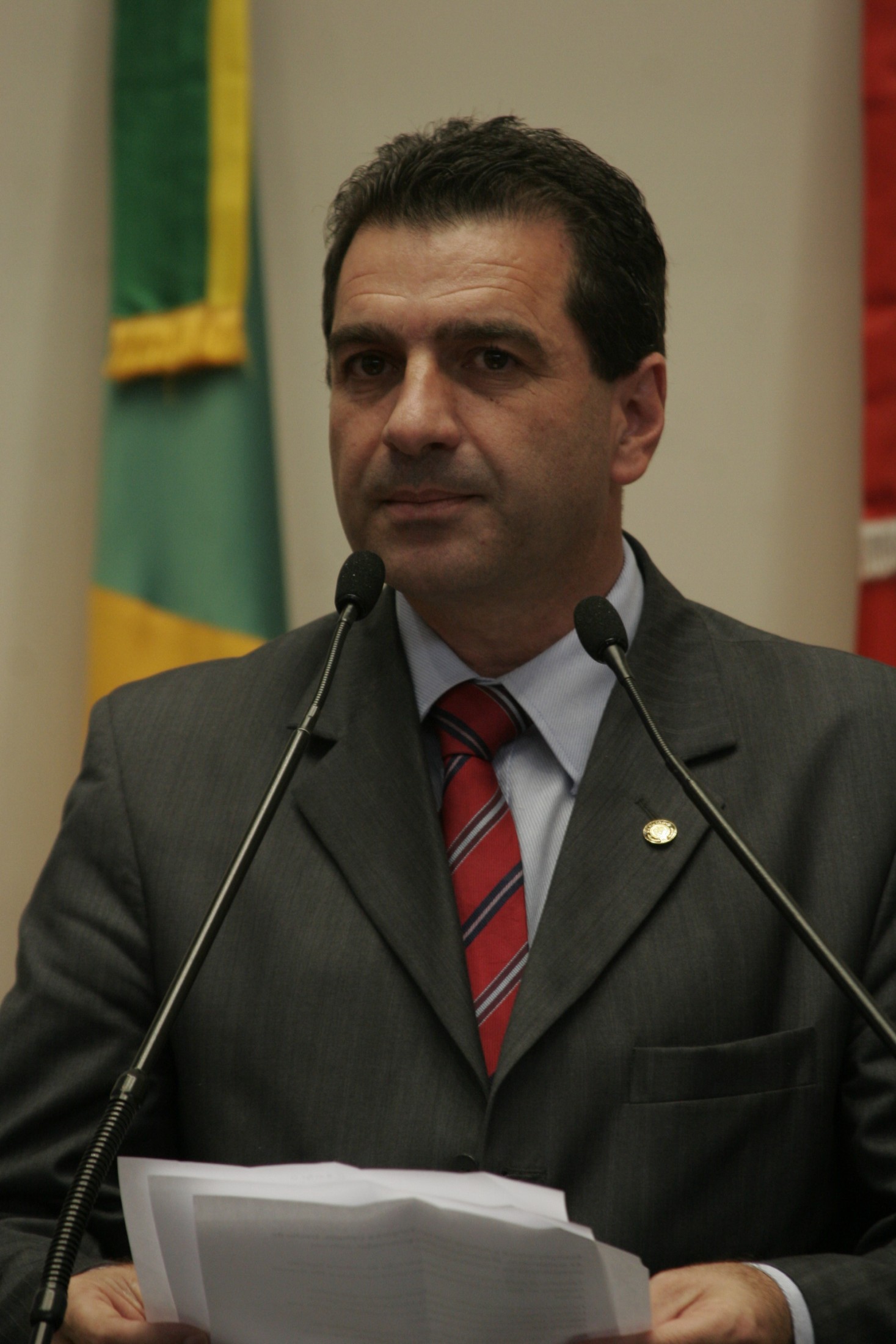 Deputado Valdir Cobalchini (PMDB)