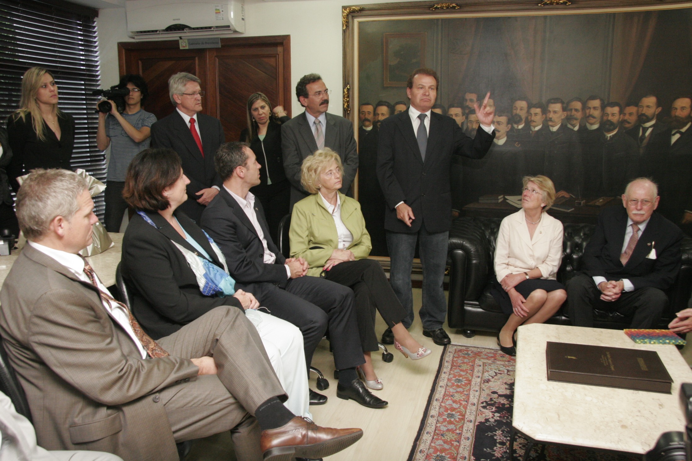 Comitiva alemã de Baden- Württemberg visita Parlamento
