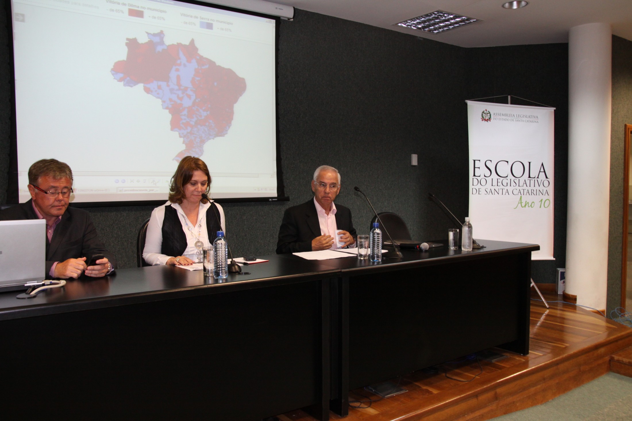 Debate 'Análise das Eleições e o Futuro Político de Santa Catarina e do Brasil'