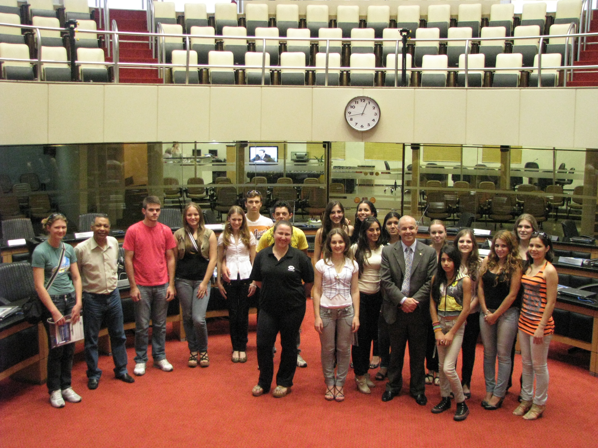 Estudantes de Concórdia e Imbuia visitam ALESC