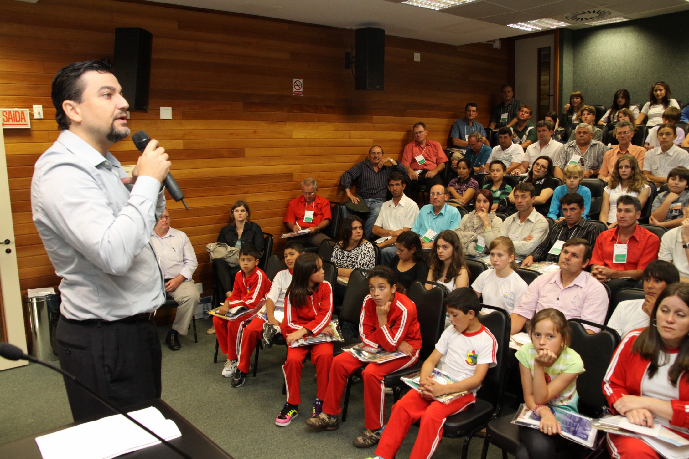 Escola do Legislativo promove o 1º Encontro Estadual de Vereadores Mirins